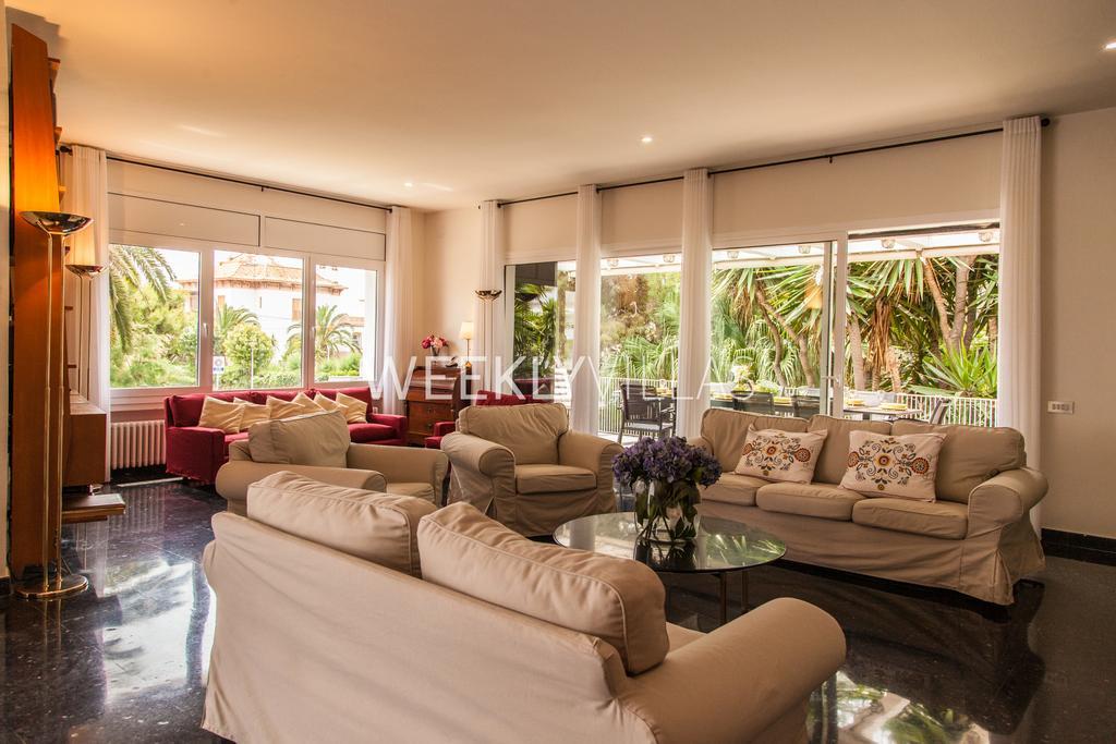 Villa Sitges Tupinetti Beach At 1 Min Walk Amaizing Garden And View Center Sitges 5 Minutes Walk Esterno foto