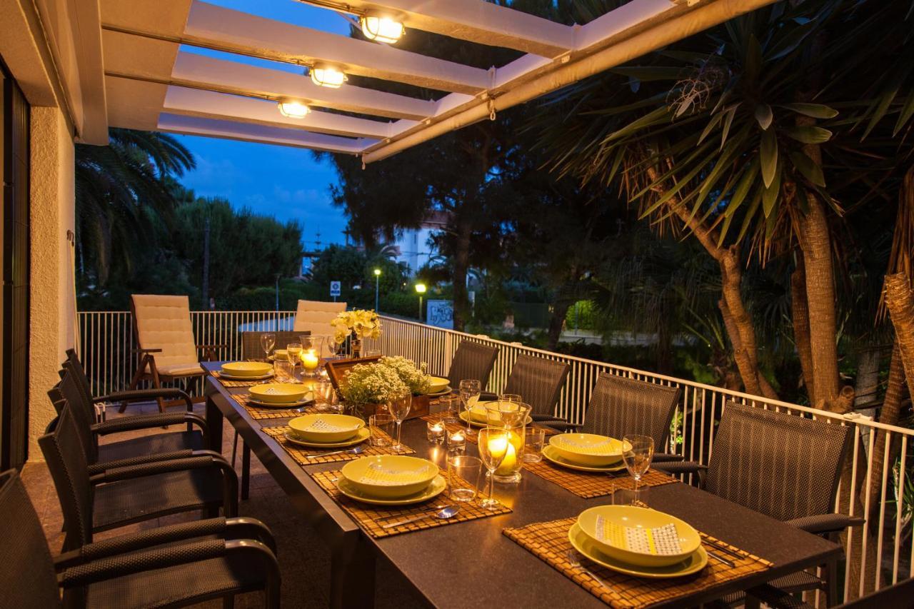Villa Sitges Tupinetti Beach At 1 Min Walk Amaizing Garden And View Center Sitges 5 Minutes Walk Esterno foto